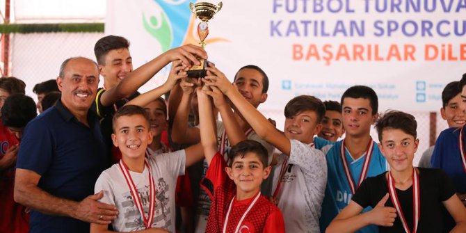 Mahalleler Arası futbol turnuvasında ödül töreni yapıldı