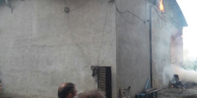 Samanlık yangını korkuttu