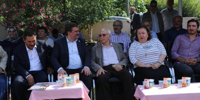 Hayırsever Semiha Kibar’dan ihtiyaç sahiplerine tekerlekli sandalye bağışı