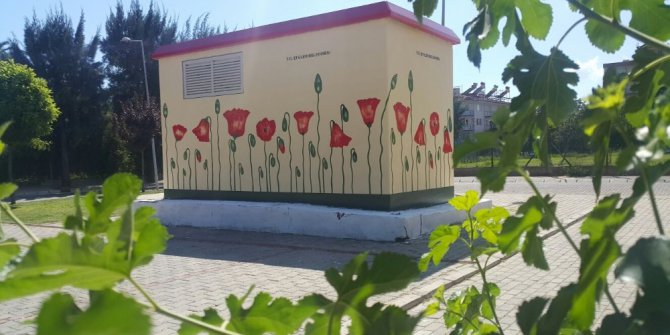 Efeler’de parklar yenilenmeye devam ediyor