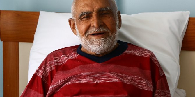 İhlas Haber Ajansı sesini duyurdu, Aile Bakanlığı o yaşlı amcaya sahip çıktı