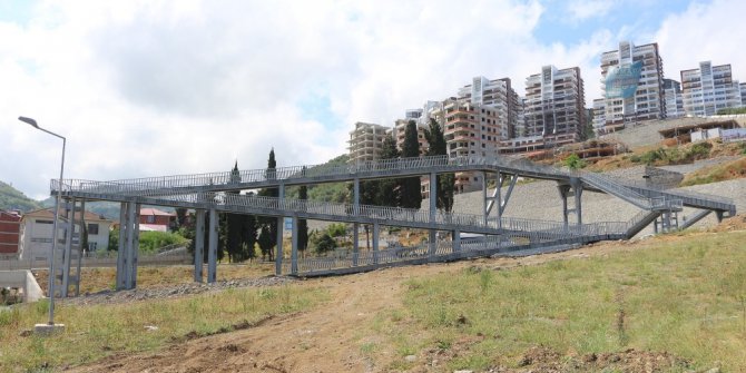 Yok böyle bir üst geçit