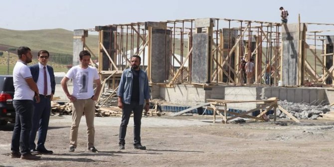 Tutak’ta Şehit Kaymakam Muhammet Fatih Safitürk’ün adı Spor Kompleksinde yaşatılacak