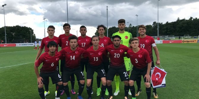 U17 Milli Futbol Takımı, İngiltere’ye 3-2 yenildi