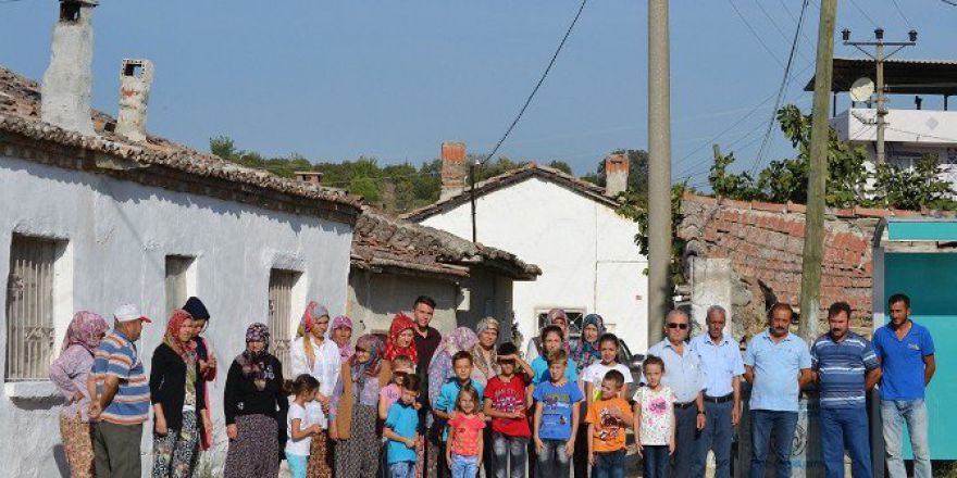 Servis Aracı Olmayan Çocuklar Okula Gidemedi
