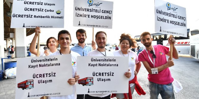 Üniversite öğrencilerine otogarda coşkulu karşılama