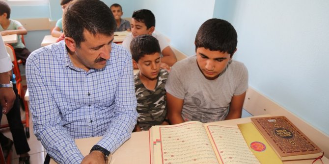 Belediye Başkanı Mehmet Ekinci gençlerle buluştu.