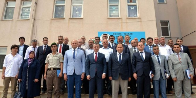 Vali Büyükakın muhtarlarla bir araya geldi