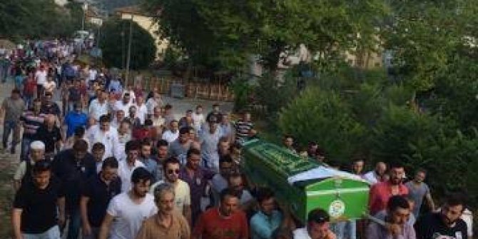 Hayatını kaybeden belediye meclis üyesi son yolculuğuna uğurlandı