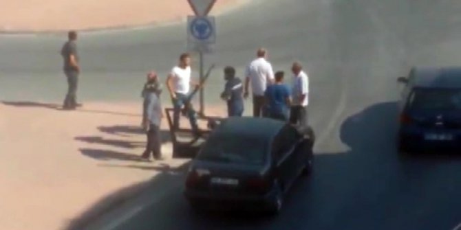 Trafikte tartışan sürücü av tüfeğiyle ateş etti