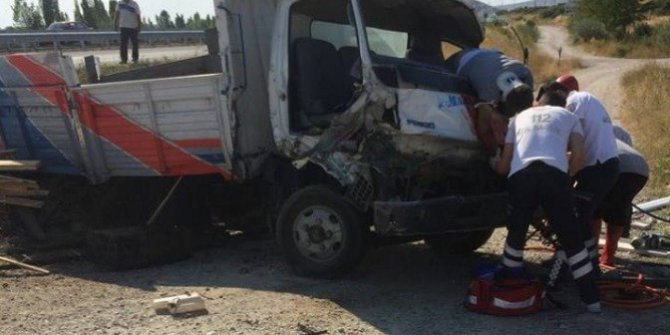 Tavşanlı’da trafik kazası: 3 yaralı