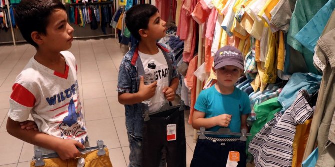 Suriyeli yetimlerin ‘Bayramlık’ heyecanı