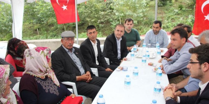 Ömer Halisdemir’in babasından Eren Bülbül’ün ailesine taziye ziyareti