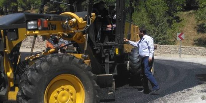 Bahçesaray’da asfalt çalışmaları