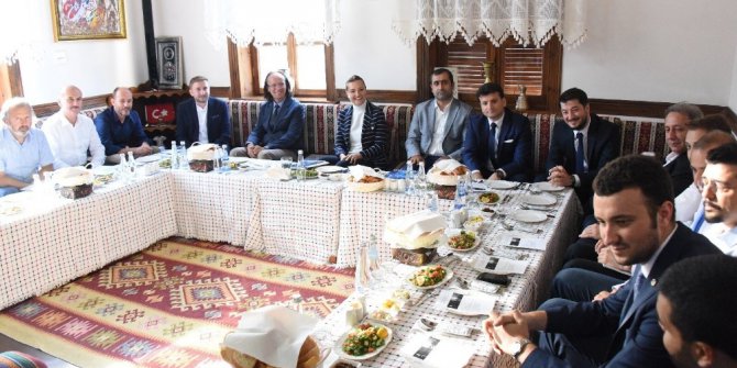 Kemalpaşa’da ‘Umut Vaad Eden Deha’ toplantısı