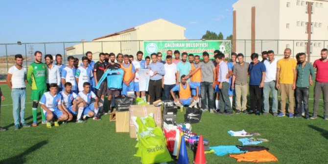 Çaldıran Belediyesinden Çaldıranspor’a destek