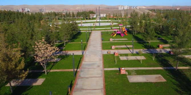Şanlıurfa’nın en büyük yeşil alanında çalışmaları devam ediyor