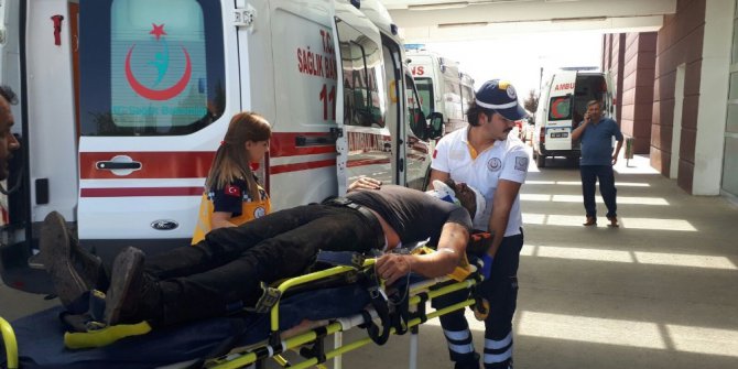 Otomobil takla attı: 2 ağır yaralı