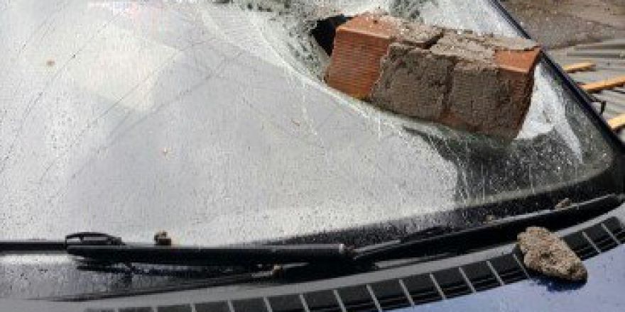 Karabük’te Fırtına Ortalığı Savaş Alanına Çevirdi