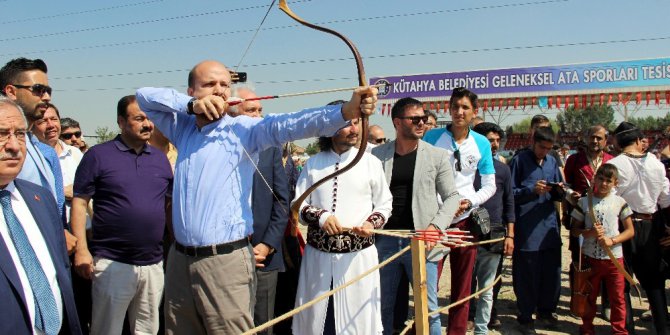 Bilal Erdoğan: "Cumhurbaşkanımızın liderliğinde kültür sahasında da kendi sporlarımız, kendi filmlerimiz, kendi müziklerimiz ve kendi estetik anlayışımız yeniden canlanmaya başladı"