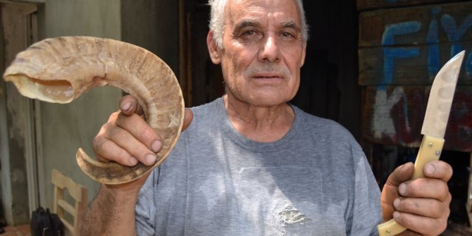 55 yıldır keçiboynuzundan bıçak üretiyor