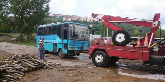 Hurda araçlar kaldırılıyor