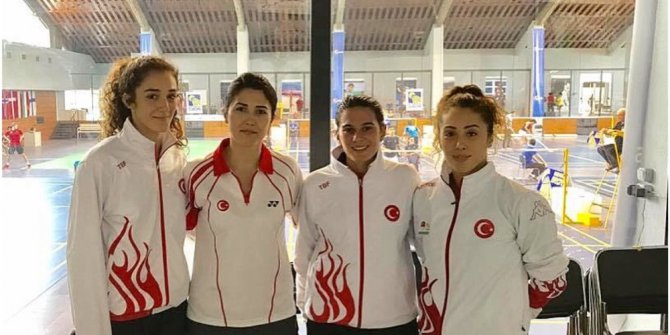 Osmangazili badmintoncudan bronz madalya