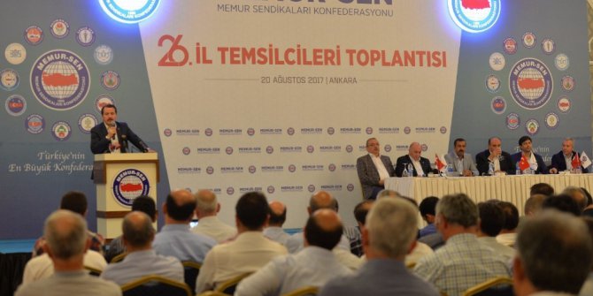 Memur-Sen’in ışıkları iki gecedir sönmüyor