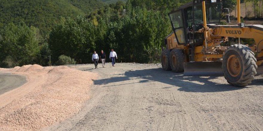 Tokat’ta Köy Yolu Standartlarında İyileştirme Çalışması