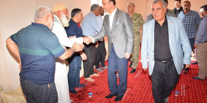 Vali Erin Viranşehir’de çocukları boğulan aileleri ziyaret etti