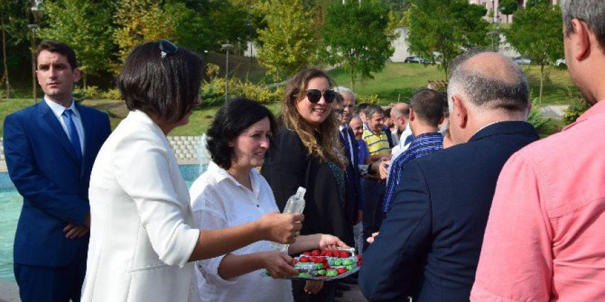 Düzce Üniversitende Bayramlaşma Töreni Gerçekleştirildi