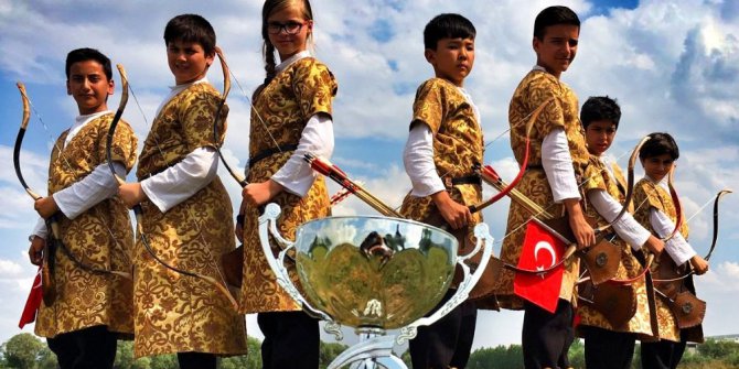 Bağcılarlı Magjan Canaltay, Okçuluk Yarışması’nda birinci oldu