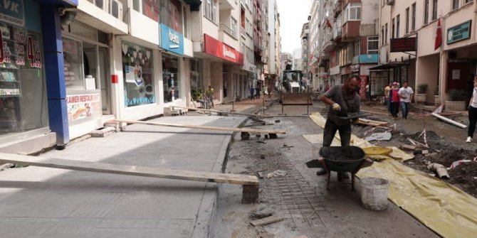Fatsa’da baskı beton kaldırım ve yol çalışmaları