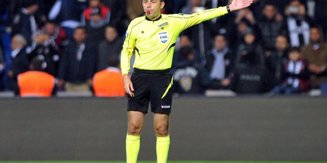 UEFA’dan Cüneyt Çakır’a görev