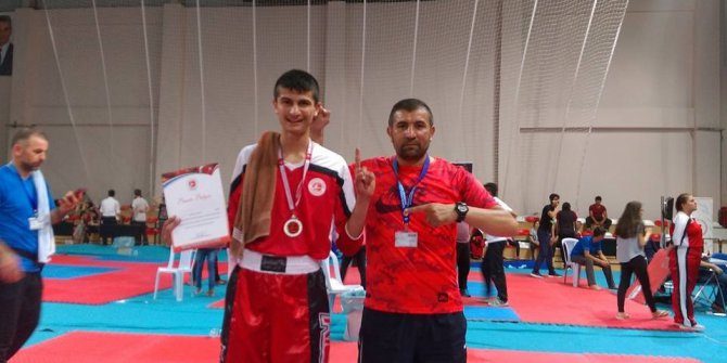 Fatih Kürşat Aygün’e Kickboks Milli Takımından davet