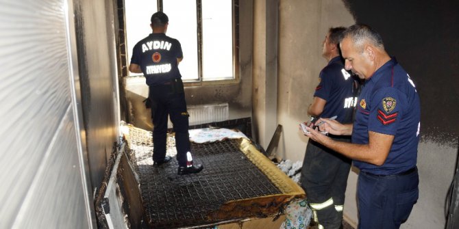 Kapıyı çaldı, pansiyonu ateşe verip kaçtı