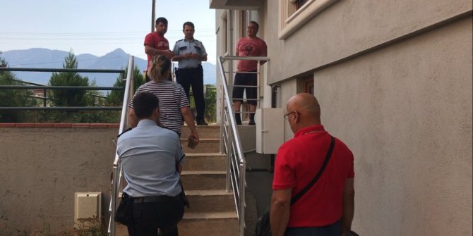 Yalnız yaşadığı evinde ölü bulundu