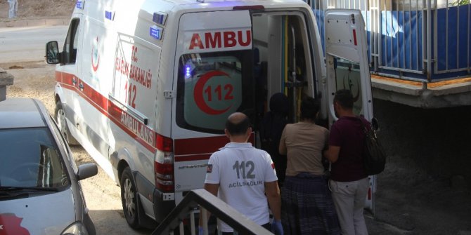 Gelini için gözyaşlarına boğuldu