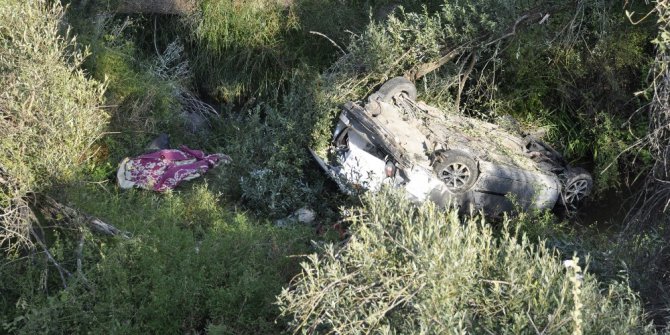 Konya’da otomobil 20 metrelik uçuruma yuvarlandı: 1 ölü 2 yaralı