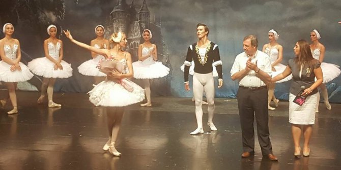 Ünlü Bale topluluğu “Moscow State Ballet” izleyenleri büyüledi