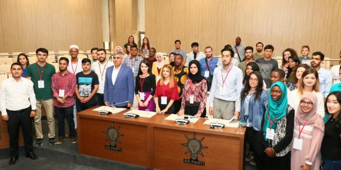 Geleceğin yönetici adayları Eyüp Belediyesi’ne misafir oldu