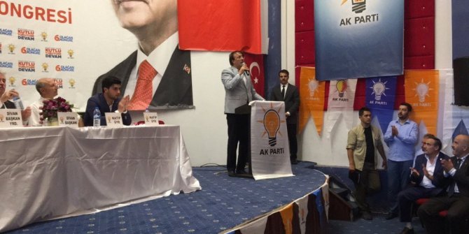 Aydemir Narman ilçe kongresinde konuştu