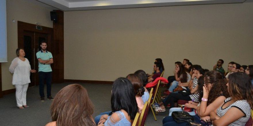 Konyaaltı Belediyesi’nden Öğrencilere Motive Semineri