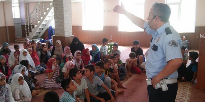 Yavuzeli İlçe Emniyet Amirliği Trafik Eğitimi Verdi