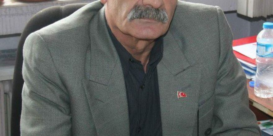 İşsizler Derneği Afyonkarahisar Şubesinden “Bir Çanta, Bir Defter Ve Bir Formada Sen Al” Kampanyası