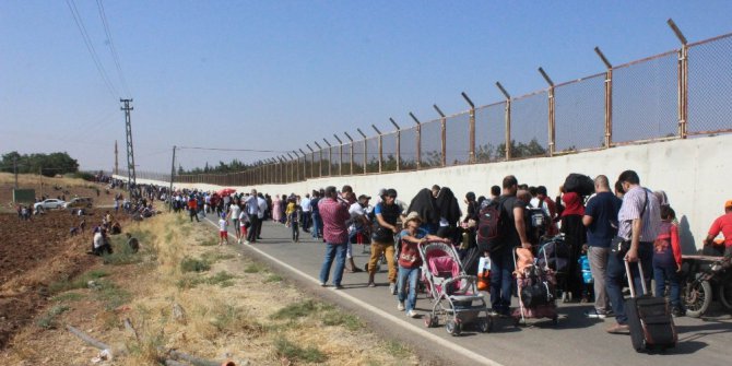 Sınırda vatan özlemi kuyruğu