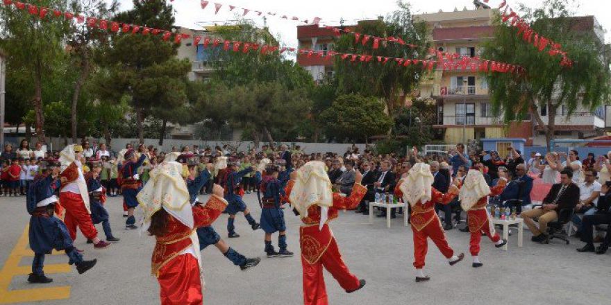 Kuşadası’nda İlköğretim Haftası Etkinlikleri