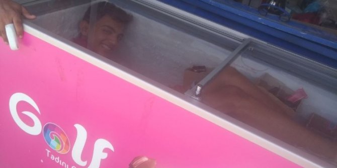 Sıcaklara dayanamayan Adanalı genç soğutucuya girip serinledi