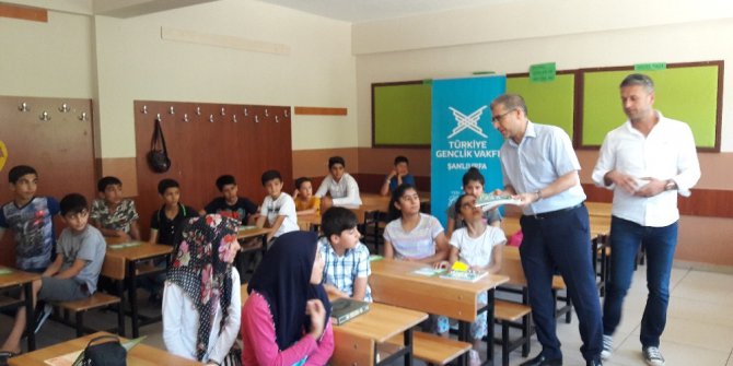 TÜGVA Siverek’in yaz okullarında eğitim sürüyor