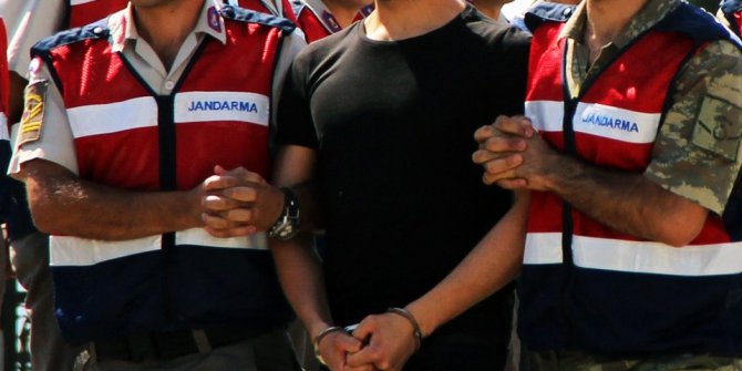 Savunma yerine hakaret edince duruşmalardan men edildi